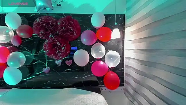 Sofiia-Rubb online show from February 18, 2026, 3:59 am