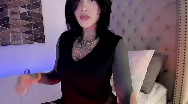 vangie  online show from February 8, 2025, 11:34 pm