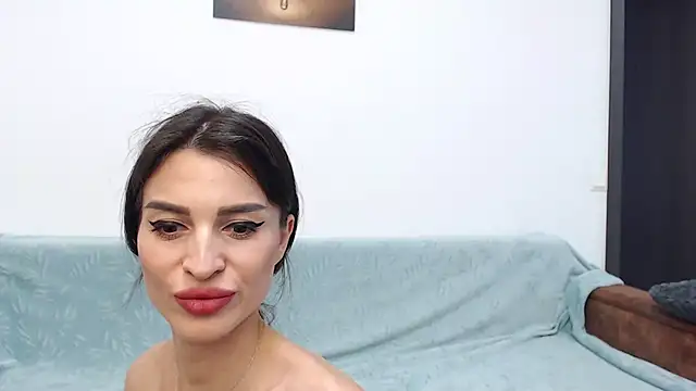 RebecaMur online show from September 16, 2025, 3:24 pm