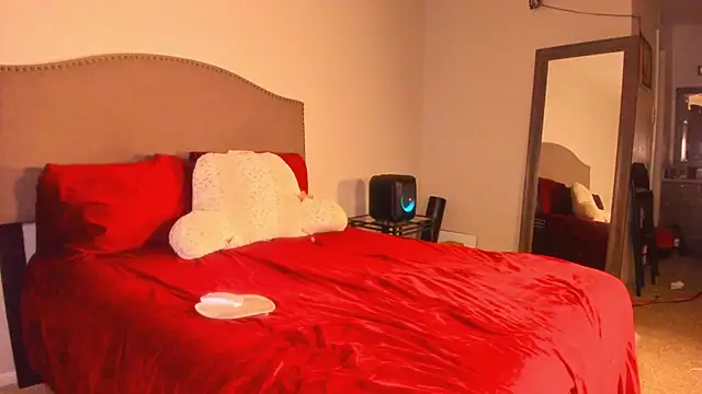 Snapshot of yiauana chatting on January 10, 2026, 3:13 am yiauana online show from January 10, 2026, 3:13 am