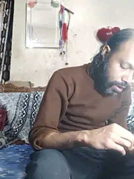 BadBoySmoker7070 online show from February 11, 2026, 7:58 pm