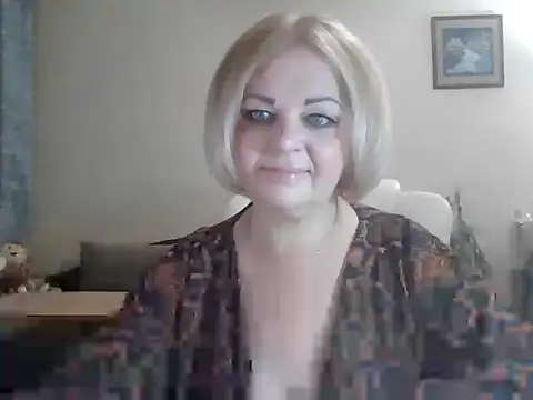 SofiyaPetrova online show from October 7, 2025, 4:41 pm
