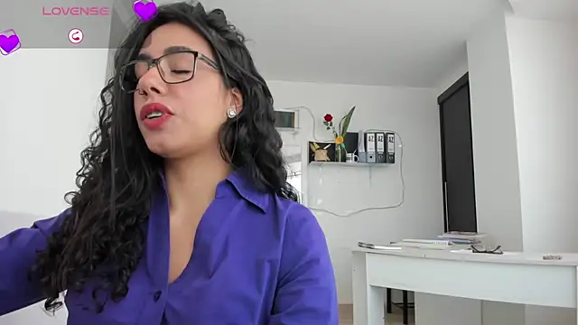 Snapshot of susana_monroy chatting on March 14, 2026, 6:36 pm susana monroy online show from March 14, 2026, 6:36 pm