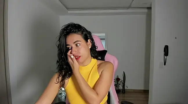 susana monroy online show from February 2, 2025, 8:19 pm