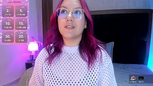 sweet--emily online show from November 12, 2025, 2:48 am