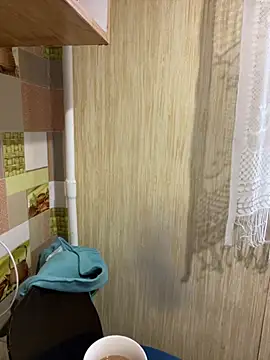 Karolina llove online show from March 1, 2025, 2:44 pm