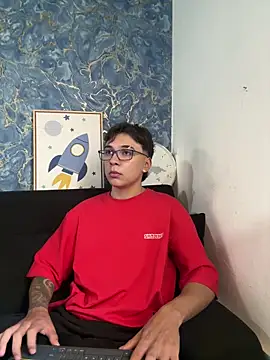 Rhaegal hot online show from May 29, 2026, 4:57 pm