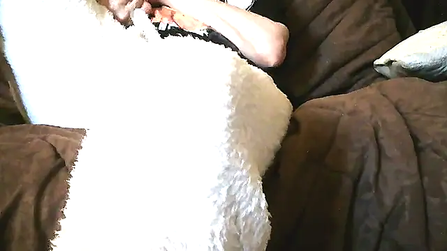 Snapshot of Everydayonli chatting on February 28, 2026, 1:33 pm Everydayonli online show from February 28, 2026, 1:33 pm