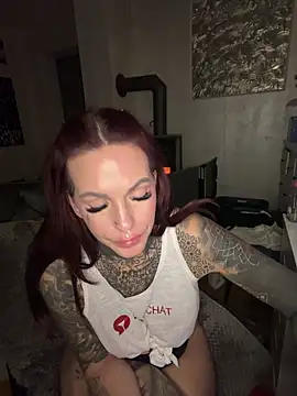 AileenInkOfficial online show from April 2, 2026, 7:42 pm