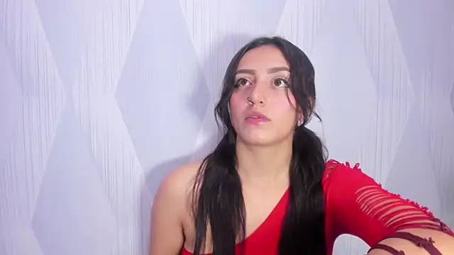 Snapshot of Lesly_sexy4u chatting on May 5, 2026, 1:52 am Lesly sexy4u online show from May 5, 2026, 1:52 am