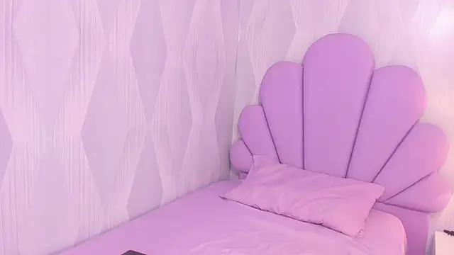 Snapshot of Lesly_sexy4u chatting on April 10, 2026, 3:46 am Lesly sexy4u online show from April 10, 2026, 3:46 am