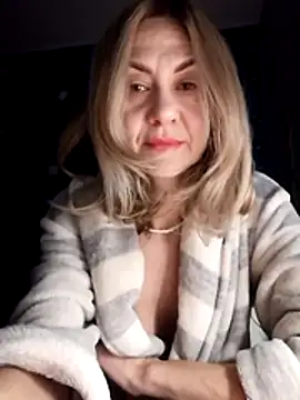 Snapshot of Tanya6547 chatting on February 8, 2026, 12:41 am Tanya6547 online show from February 8, 2026, 12:41 am