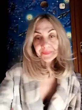 Tanya6547 online show from April 14, 2026, 5:40 pm