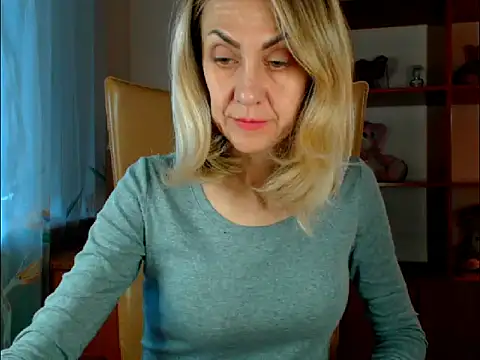 Tanya6547 online show from October 26, 2025, 11:32 am