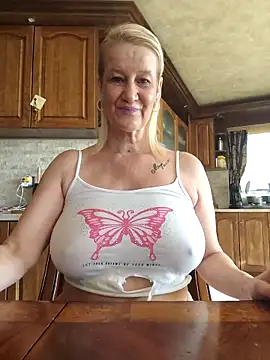 Lotus-blume1 online show from December 18, 2025, 9:47 am