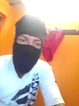 model yesx online show from December 10, 2024, 6:44 am