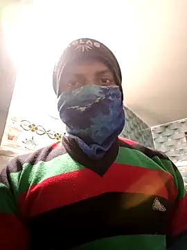 model yesx online show from January 14, 2026, 4:32 pm