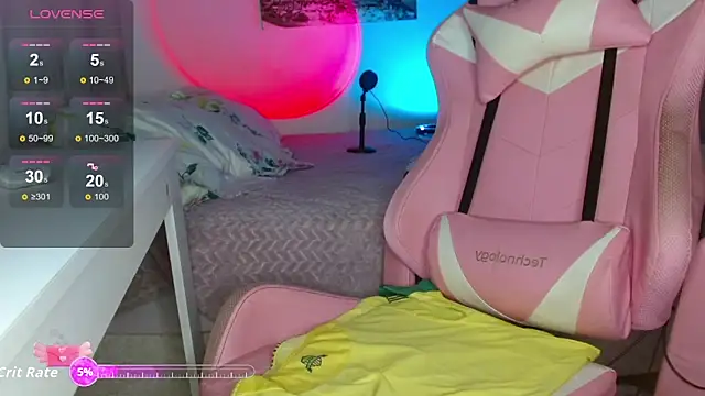 sexy valentina1 online show from October 24, 2025, 2:21 am