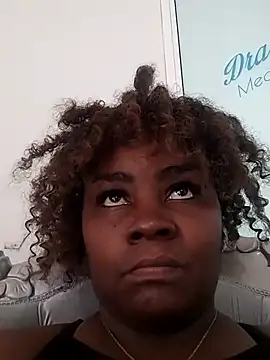 kaorysquirt online show from September 27, 2025, 3:29 pm