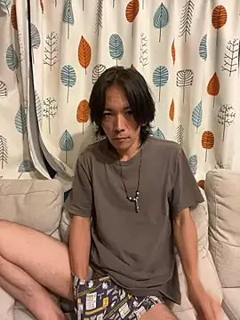 Snapshot of Katakuriko-Denpun chatting on September 18, 2025, 1:25 pm Katakuriko-Denpun online show from September 18, 2025, 1:25 pm