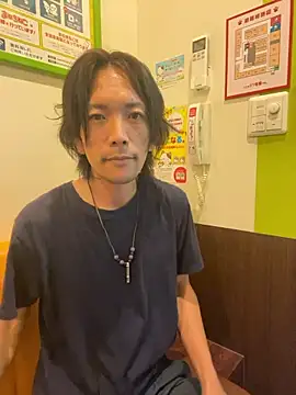 Snapshot of Katakuriko-Denpun chatting on October 8, 2025, 9:44 am Katakuriko-Denpun online show from October 8, 2025, 9:44 am