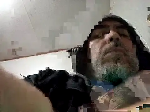 Xoc8  online show from October 29, 2025, 5:12 pm