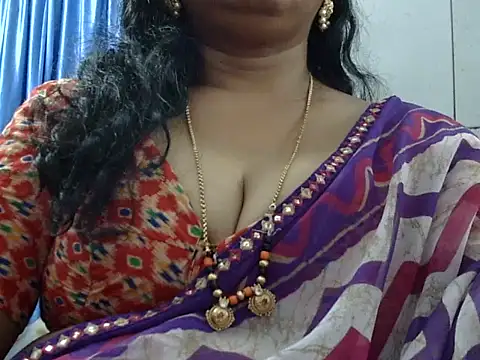 Snapshot of Vijji-telugu chatting on October 24, 2025, 4:11 am Vijji-telugu online show from October 24, 2025, 4:11 am