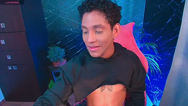 Palo santo online show from October 30, 2025, 6:38 pm