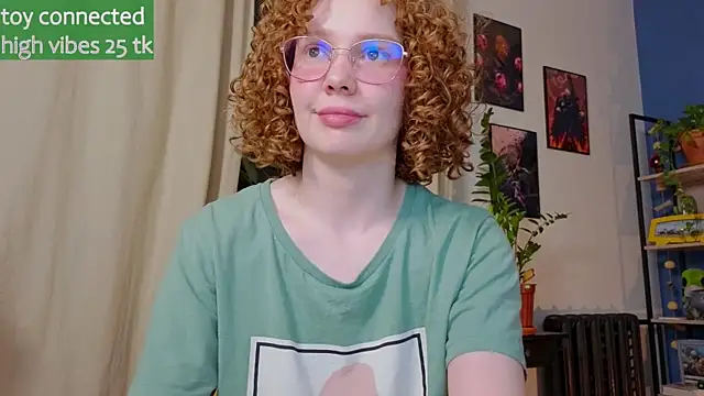 Snapshot of _lightmyfire chatting on March 21, 2025, 8:29 pm lightmyfire online show from March 21, 2025, 8:29 pm