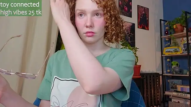 Snapshot of _lightmyfire chatting on February 19, 2025, 7:26 pm lightmyfire online show from February 19, 2025, 7:26 pm