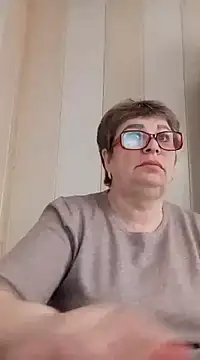 Snapshot of Lee_Nell chatting on March 3, 2025, 2:44 am Lee Nell online show from March 3, 2025, 2:44 am