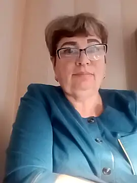 Snapshot of Lee_Nell chatting on February 11, 2026, 4:01 am Lee Nell online show from February 11, 2026, 4:01 am