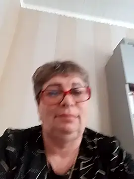 Snapshot of Lee_Nell chatting on February 17, 2025, 3:58 am Lee Nell online show from February 17, 2025, 3:58 am