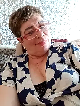 Snapshot of Lee_Nell chatting on January 28, 2025, 8:47 am Lee Nell online show from January 28, 2025, 8:47 am