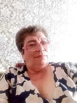 Snapshot of Lee_Nell chatting on March 2, 2025, 9:43 am Lee Nell online show from March 2, 2025, 9:43 am