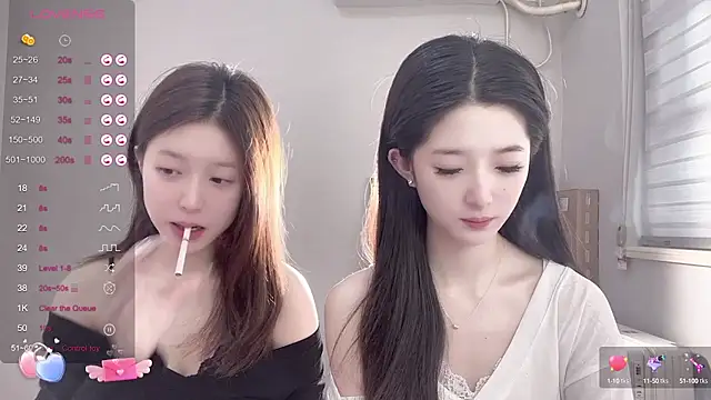Snapshot of UU-1314 chatting on March 1, 2025, 1:22 am UU-1314 online show from March 1, 2025, 1:22 am