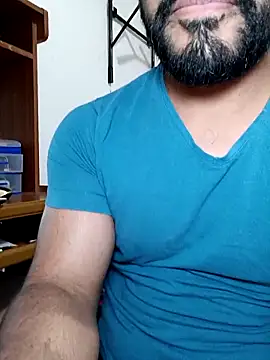 HombreS3n online show from October 8, 2025, 10:10 pm