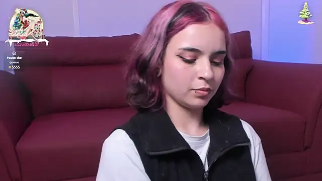 sophiecatts online show from December 24, 2024, 7:00 pm