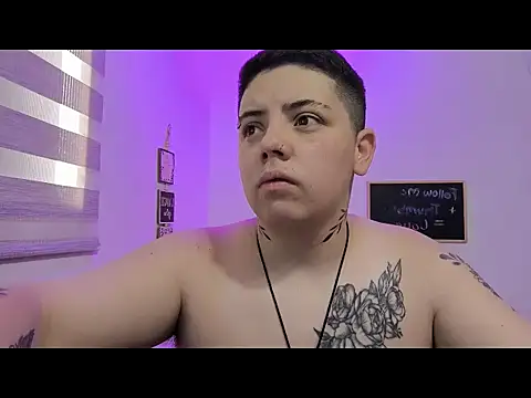 aron lettone01 online show from May 14, 2026, 7:11 pm