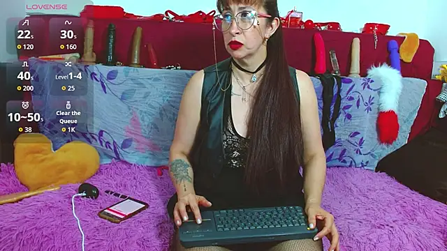 Snapshot of Wiktoria_Brownx chatting on November 11, 2025, 9:53 pm Wiktoria Brownx online show from November 11, 2025, 9:53 pm