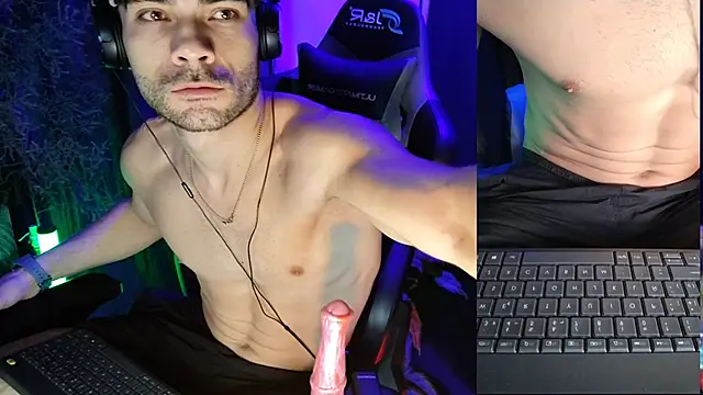 sexyboycolombi4 online show from March 15, 2025, 9:27 pm