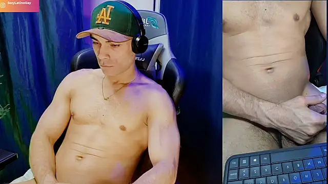 sexyboycolombi4 online show from March 18, 2025, 10:39 am