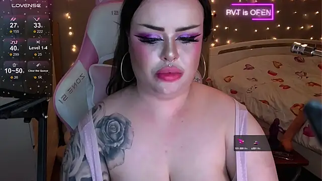 Snapshot of og_maddison chatting on December 22, 2024, 12:07 am og maddison online show from December 22, 2024, 12:07 am