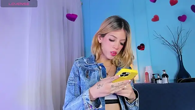 Courtney gonet online show from February 18, 2025, 3:53 am