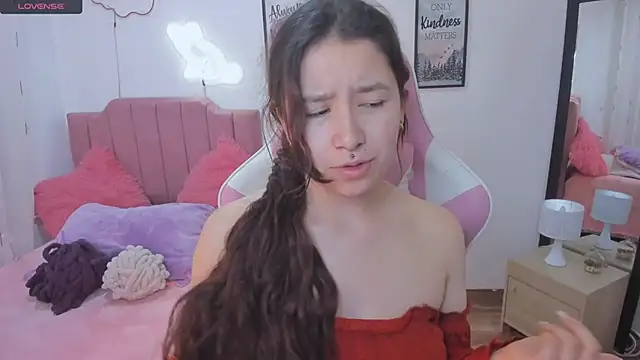 Snapshot of Amy_joones chatting on November 14, 2025, 12:31 pm Amy joones online show from November 14, 2025, 12:31 pm