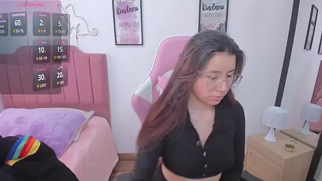 Snapshot of Amy_joones chatting on November 26, 2025, 12:38 pm Amy joones online show from November 26, 2025, 12:38 pm