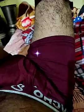 rohithere76 online show from March 13, 2025, 12:13 pm