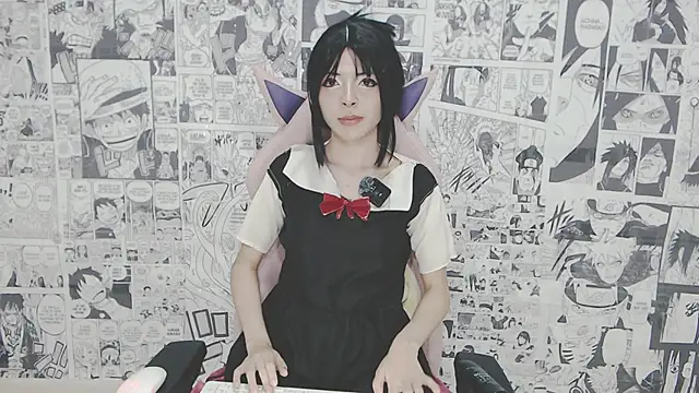 Miahparker online show from November 22, 2025, 6:23 am