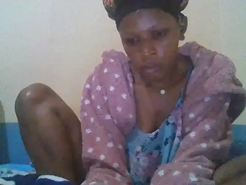 Snapshot of CharlotteDee chatting on November 22, 2025, 6:40 pm CharlotteDee online show from November 22, 2025, 6:40 pm