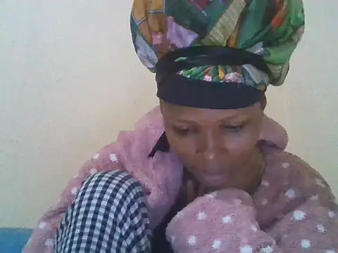 Snapshot of CharlotteDee chatting on October 23, 2025, 3:16 am CharlotteDee online show from October 23, 2025, 3:16 am